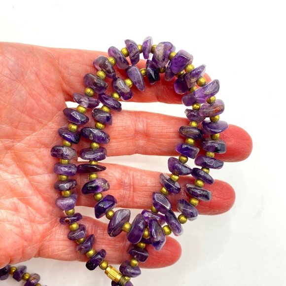 Vintage Tumbled Polished Natural Stone Chip Beads With Gold Accent Beads - Picture 3 of 8